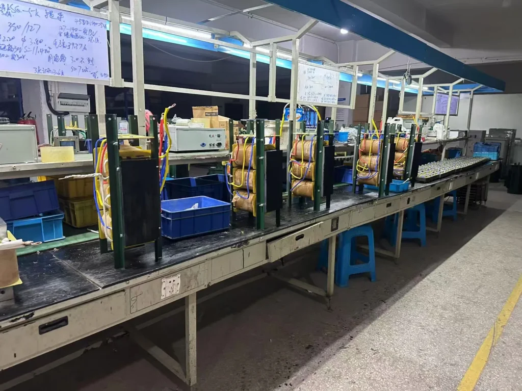 Wilmall workshop lighting, variable transformer assembly
